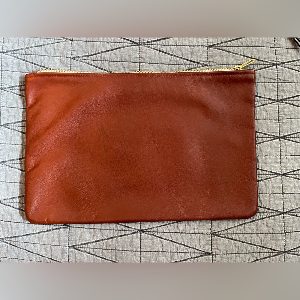American Apparel Pouch